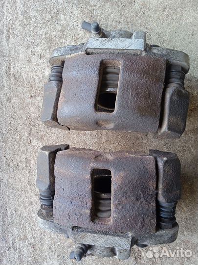 Суппорт и регулятор давления (колдун) тормозов ваз