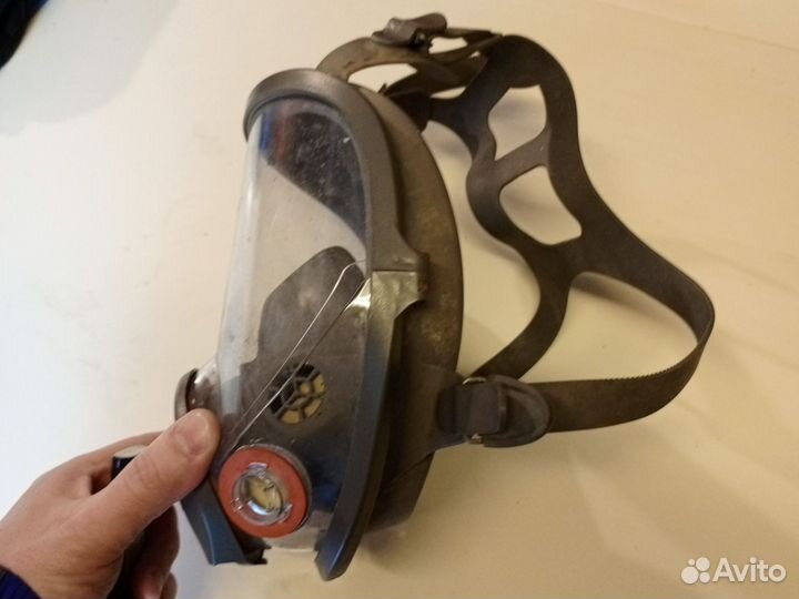 Защитная маска для лица