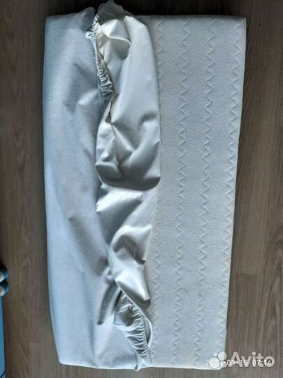 Матрац детский с рождения и наматрасник