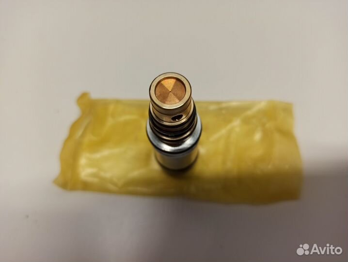 Клапан управления компрессором кондиционера KIA