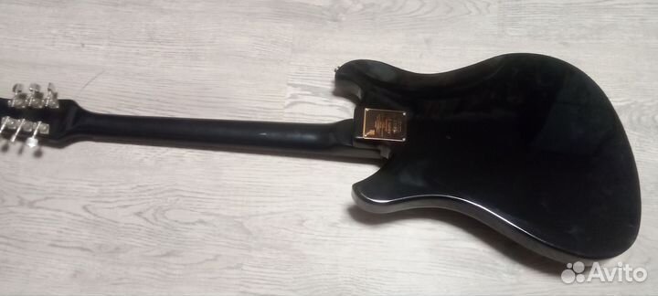 Электрогитара 