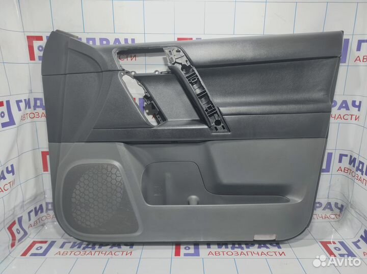 Обшивка двери передней правой Toyota Land Cruiser Prado (J150) 67610-60F50-C4