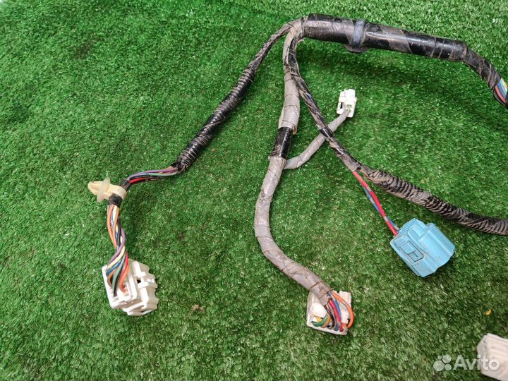Проводка передней правой двери Honda civic 4d