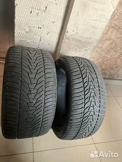 Hankook Winter I'Cept Evo 275/40 R20 и 315/35 R20 106Y