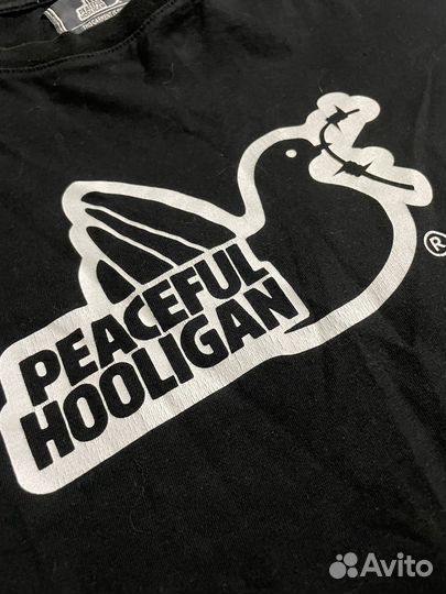 Футболка peaceful hooligan