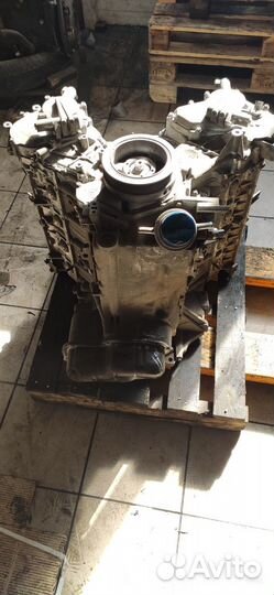 Двигатель контрактный VK56de