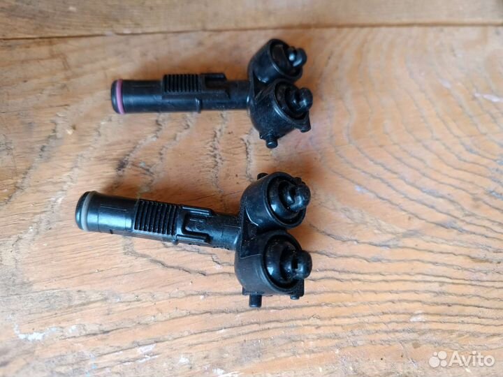 Распылитель форсунки омывателя фар Форд Фокус2