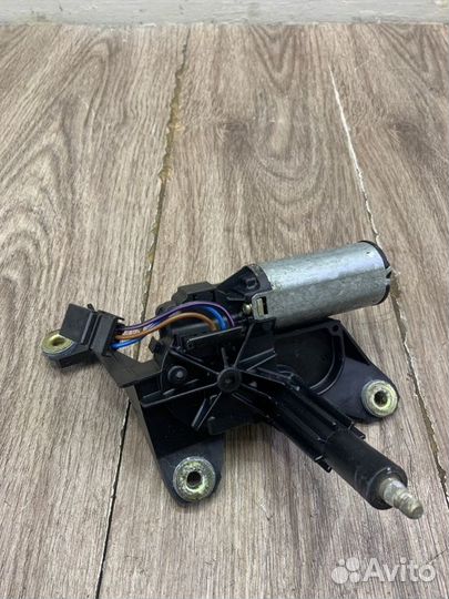 Мотор дворников задний Opel Astra G хетчбэк 5-ти