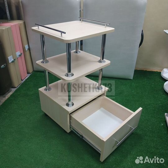 Тележка косметологическая