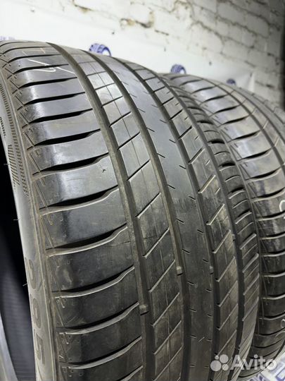 Jinyu YS82 285/40 R20