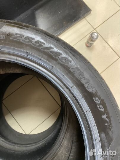 Pirelli P Zero 255/45 R18 99Y