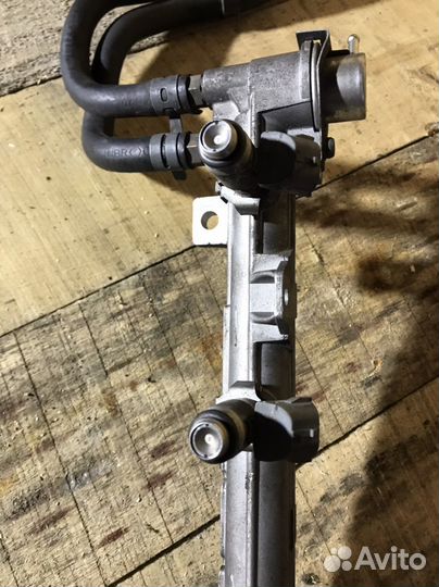 Топливная рампа VAG 1.4 036133031G