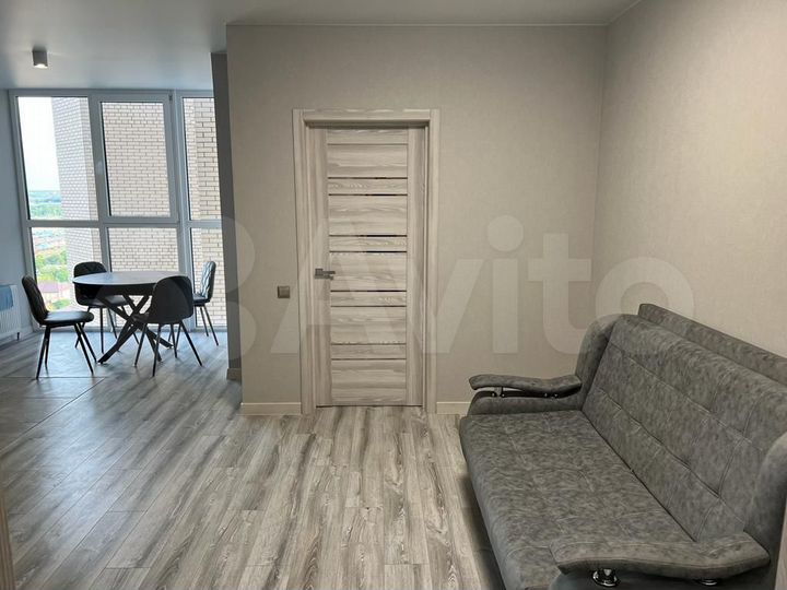 2-к. квартира, 40 м², 16/19 эт.
