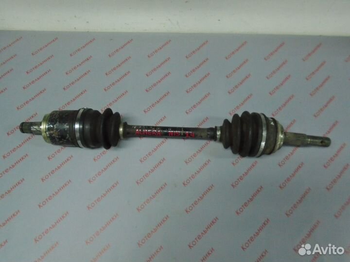 Nissan 39101-0M000 Вал приводной левый