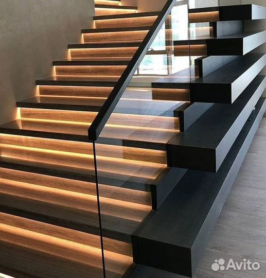 Подсветка ступеней лестниц автоматическая