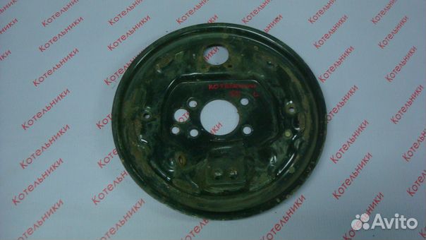 Nissan 44030-3J410 опорный диск левый