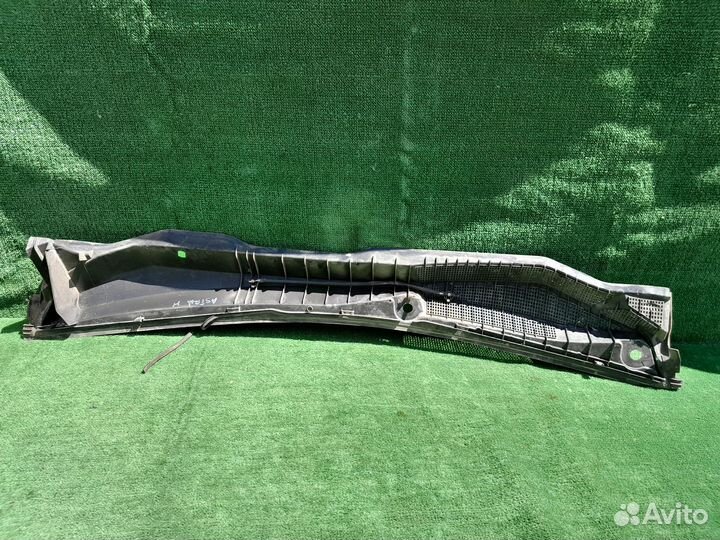 Дождевик (жабо) Opel Astra H