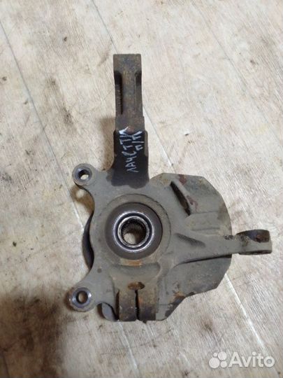 Кулак поворотный передний правый Chevrolet Lacetti