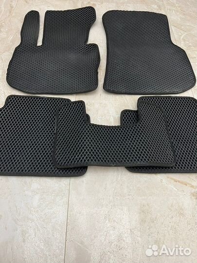 Автомобильные коврики резиновые