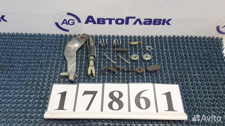 Ремкомплект стояночного тормоза Toyota BB