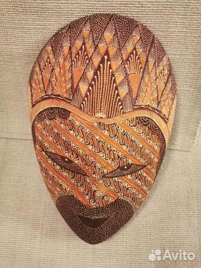 Маска сувенирная