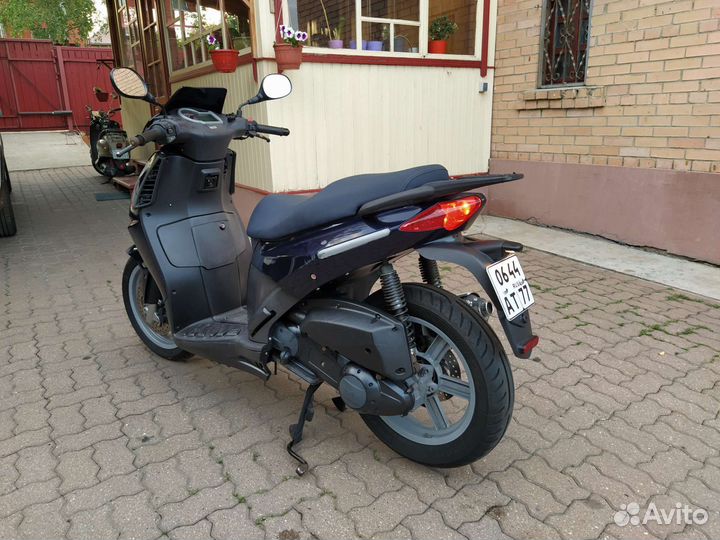 Aprilia Sportcity 200