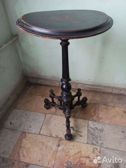 Старинная жардиньерка геридон