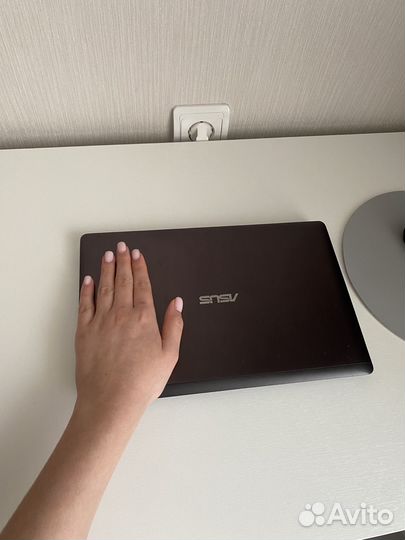 Ноутбук asus