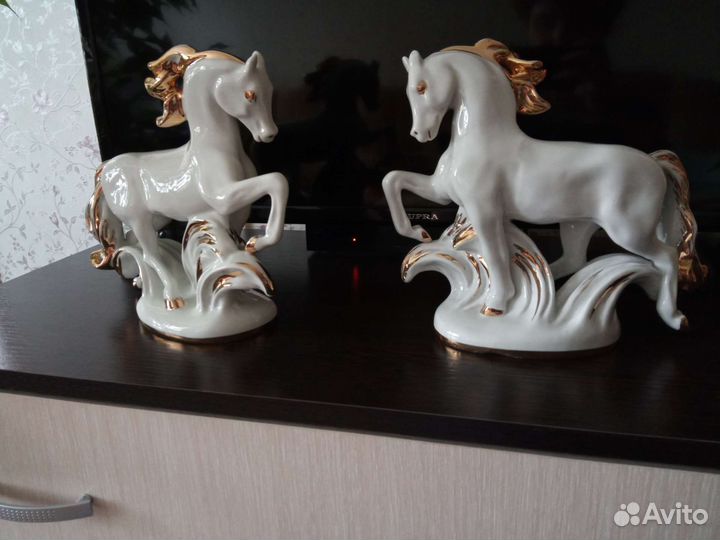 Статуэтка Конь-огонь