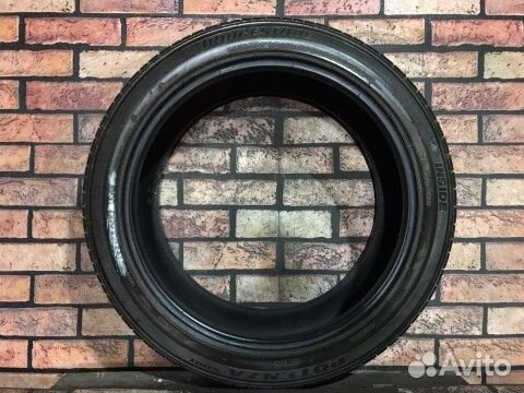 Bridgestone Potenza S001 235/45 R19