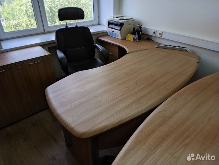 Офисный угловой стол руководителя