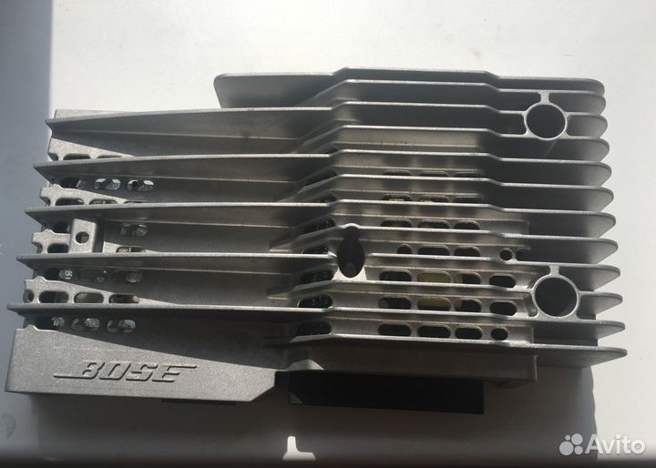 Усилитель TT 8J bose 8J0035223C