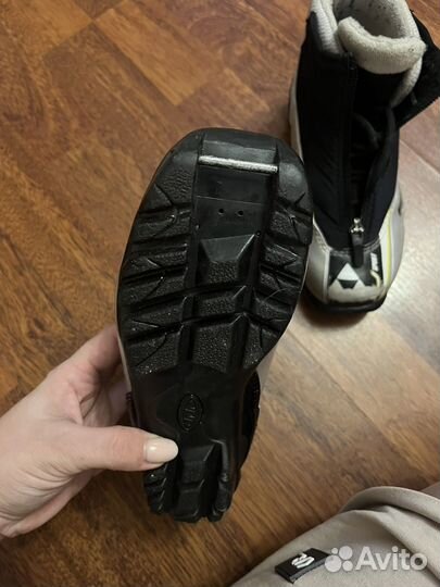 Ботинки лыжные Fischer 33 размер