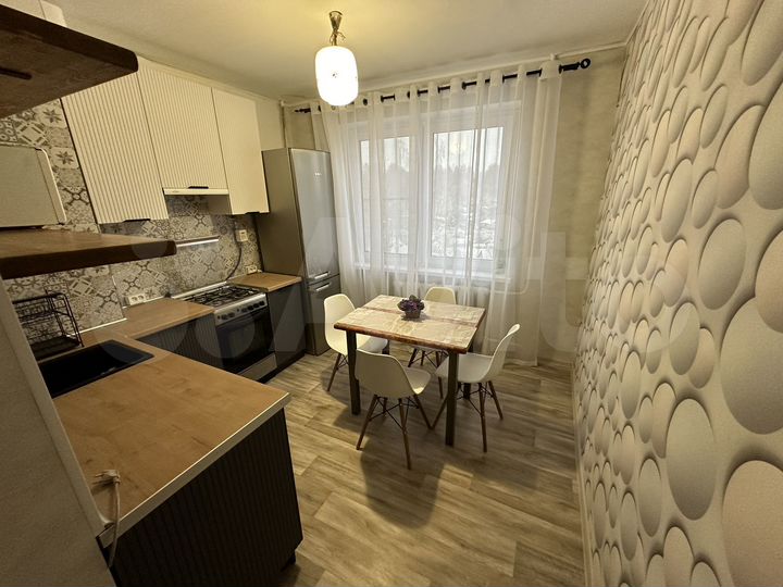 3-к. квартира, 65 м², 4/5 эт.