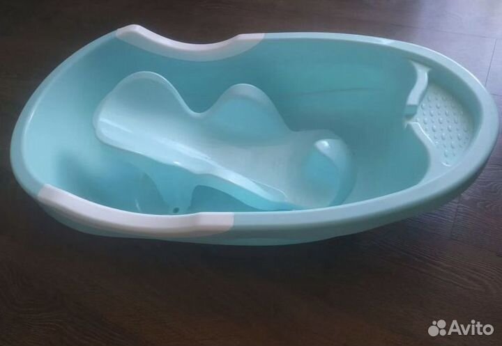 Детская ванночка для купания с горкой