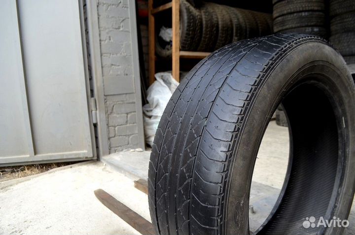 Dunlop SP Sport 270 235/55 R19