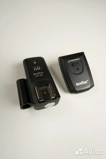 Радиосинхронизатор Godox CT-16