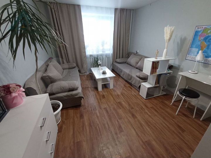 2-к. квартира, 40 м², 4/9 эт.