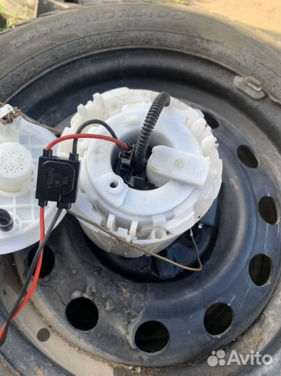 Бензанасос на KIA RIO 4