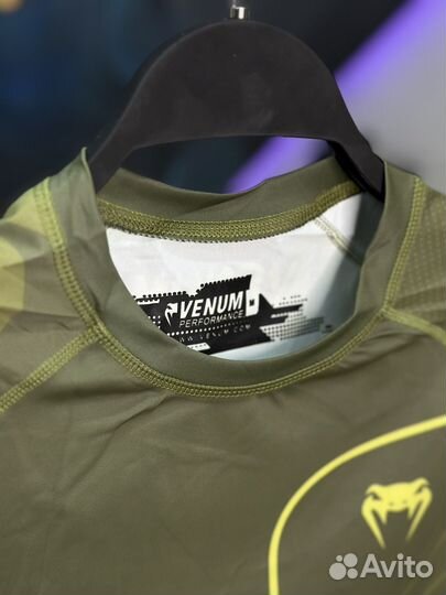 Рашгард venum