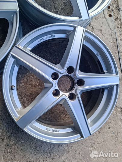 Диски литые R17 5x112 Alutec Германия