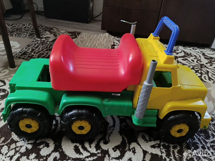 Детская машинка