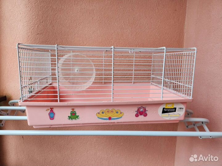 Клетка для грызунов с колесом