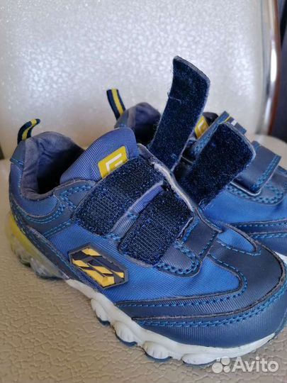 Кроссовки 25 размер, 16см. стелька