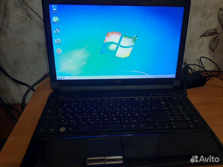 Fujitsu Игровой ноутбук