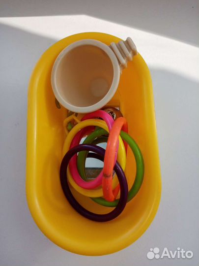 Игрушки для попугая