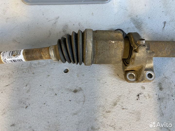 Полуось передняя правая Renault Fluence I (2009–20