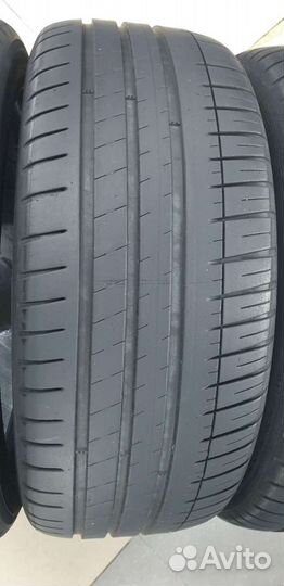 Michelin Pilot Sport 3 235/45 R18 98Y