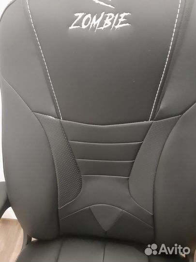 Офисное кресло