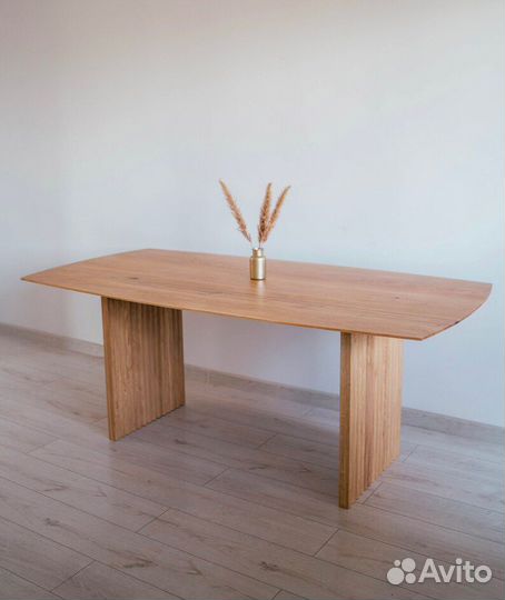 Стол из массива дуба